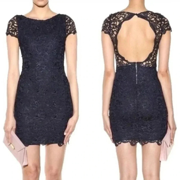Alice + Olivia Clover Lace Guipure Navy Blue Cap Sleeve Mini Dress Size 4 - Picture 1 of 10
